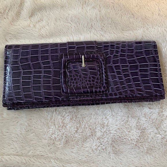 Purple Faux Crocodile Clutch Purse - Picture 1 of 4